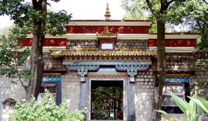 Norbulingka-Institute-Dharamshala-wnorrix-wikimedia